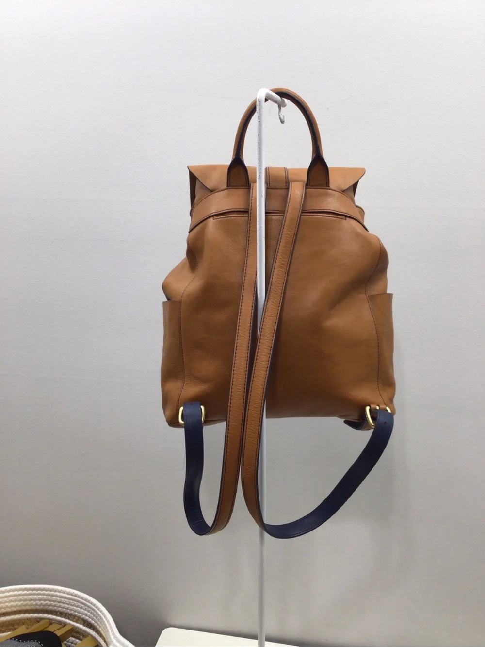 VERA BRADLEY BIG SKY Tan LEATHER Drawstring Backpack PRISTINE CONDITION